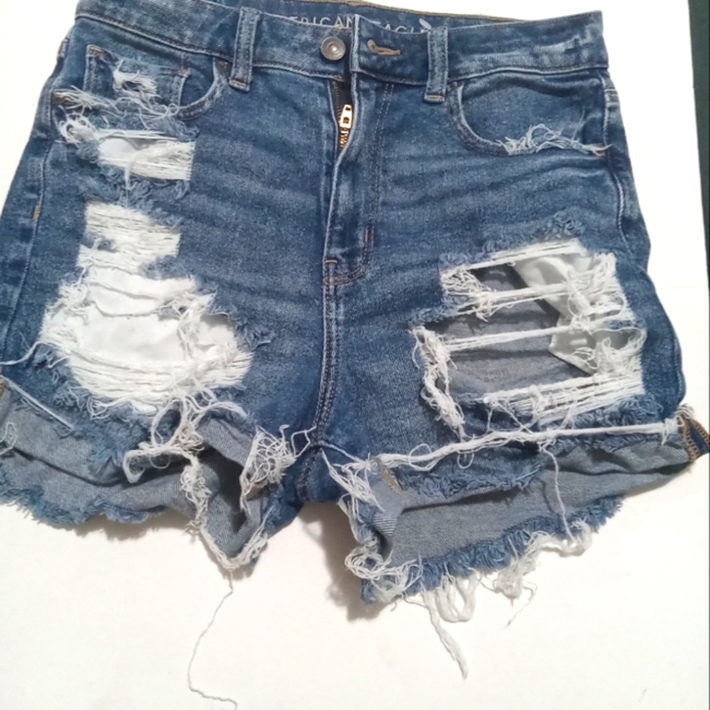 Women's American Eagles ripped shorts size 5